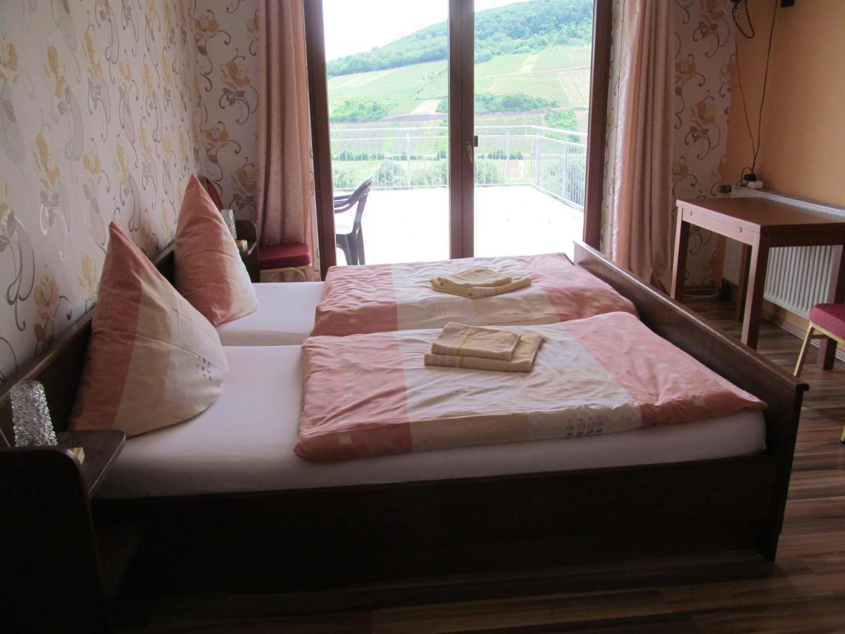 Pension Simon Hotel ไรล์ ภายนอก รูปภาพ